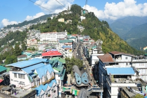 Gangtok Travel Guide: Best Places, Itinerary & Food