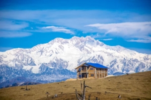 Sandakphu Trek – 8 Nights / 9 Days